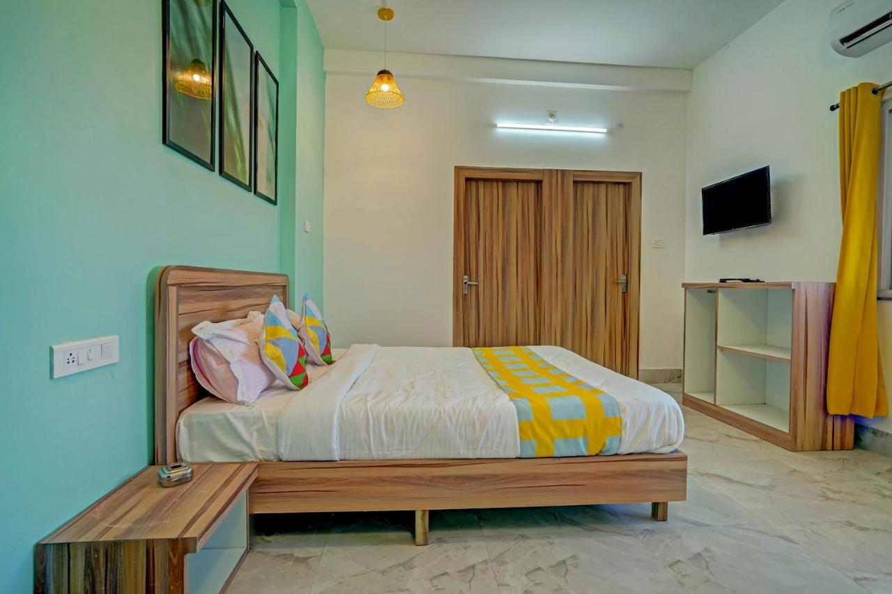 Oyo 79233 Hotel Hive Stays Kochi Dış mekan fotoğraf