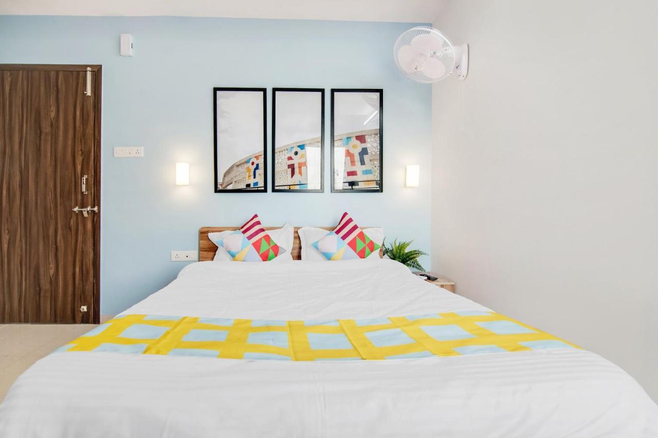 Oyo 79233 Hotel Hive Stays Kochi Dış mekan fotoğraf