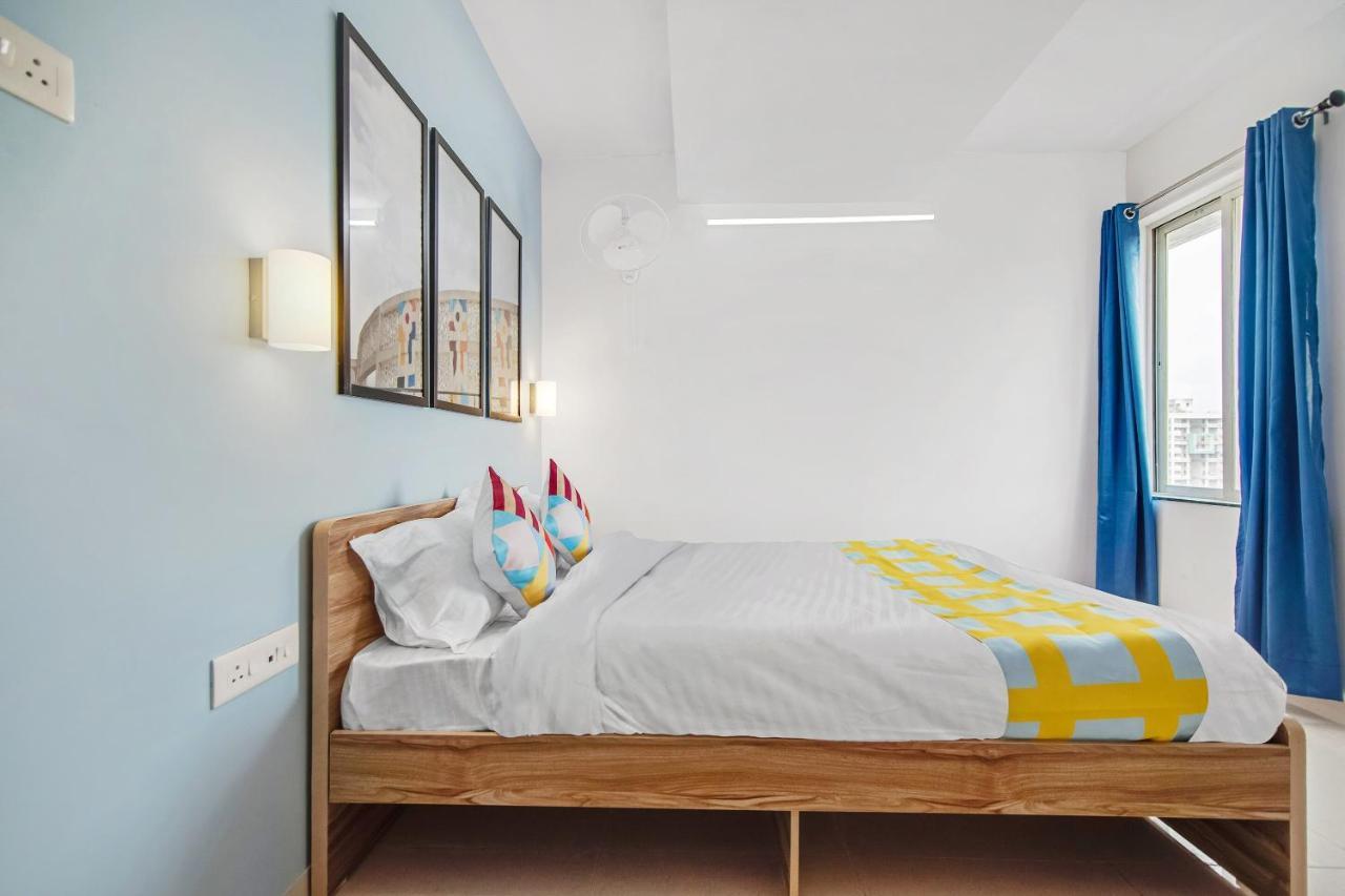 Oyo 79233 Hotel Hive Stays Kochi Dış mekan fotoğraf